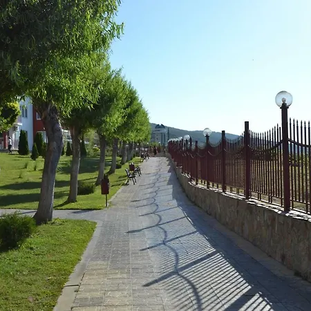 Apartment Stunning Beach Front Sweti Wlas